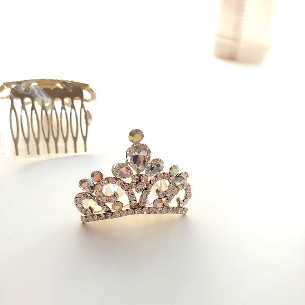 2x Mini crystal tiara